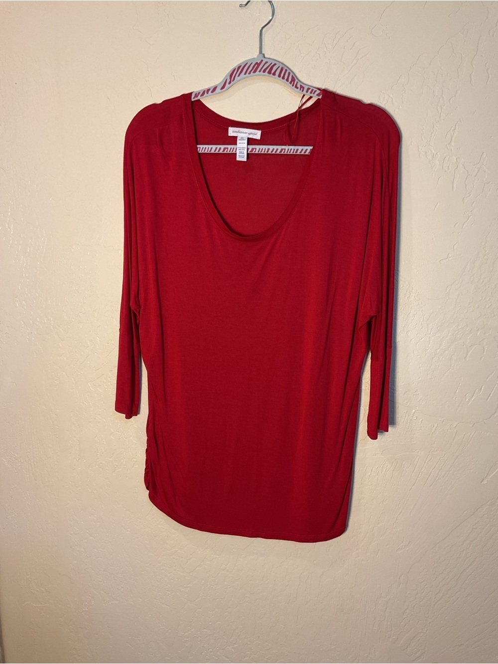 Red Scoop Neck Women's Top 2X
